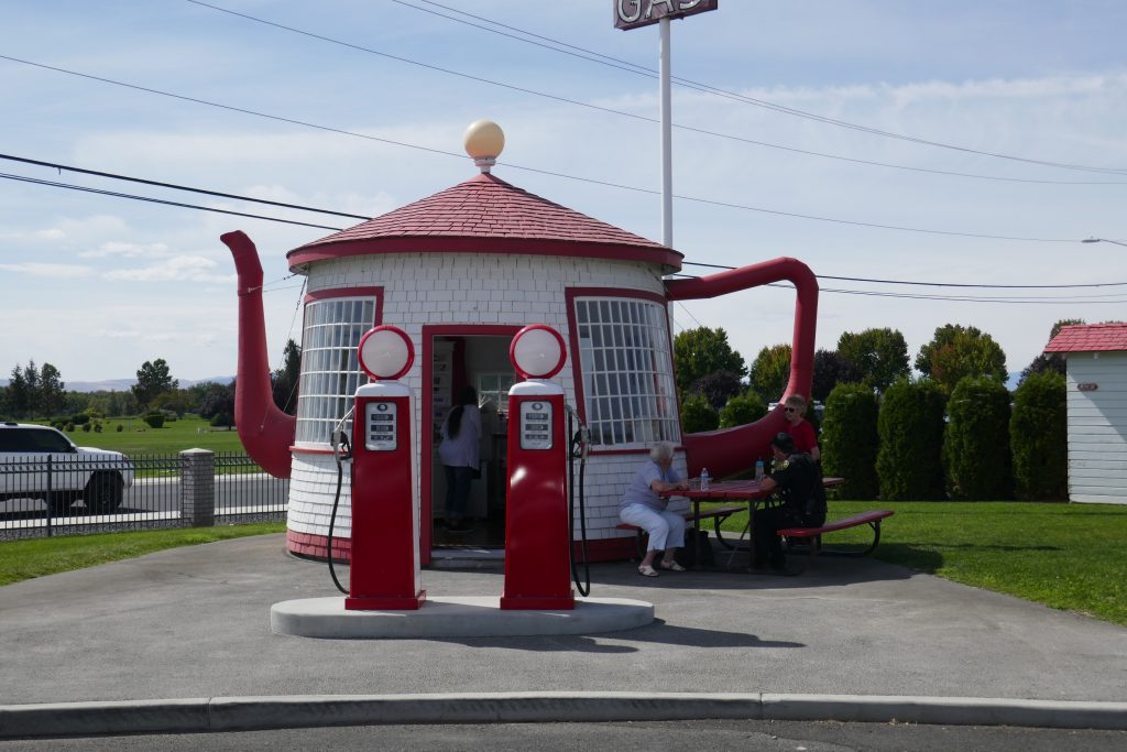 The Teapot Dome Service Station in Zillah, Washington