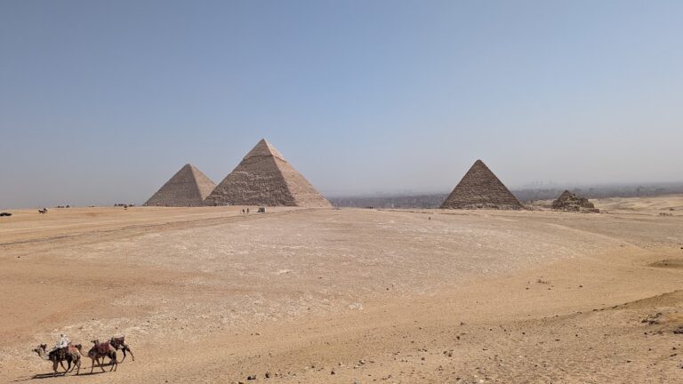 There Are No Gifts at the Pyramids of&nbsp;Giza