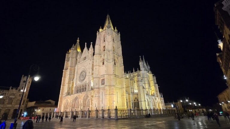 San Sebastian to Pamplona to León: Starting on the Camino