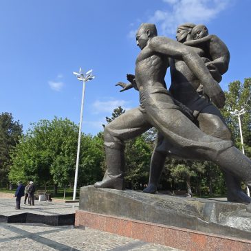 Tashkent: Monuments, Markets, Ballet, and&nbsp;Plov