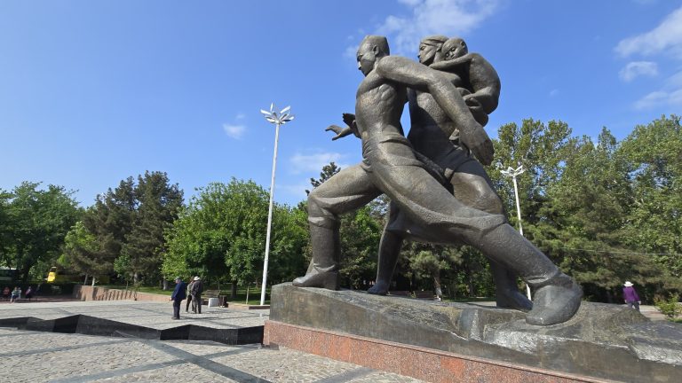 Tashkent: Monuments, Markets, Ballet, and&nbsp;Plov